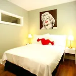 Frederick Self Check-In Apartments